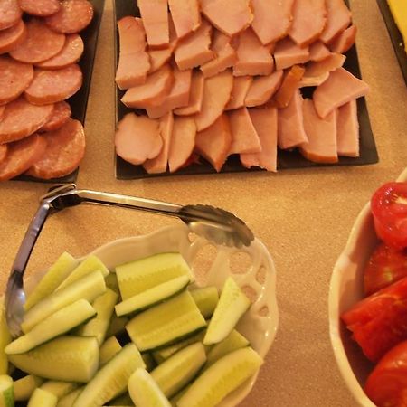 Admiral Nelson Hotel Skadovs'k Ngoại thất bức ảnh